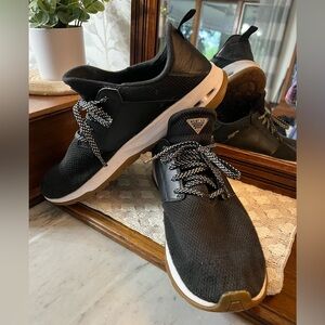 Columbia PFG Sneakers